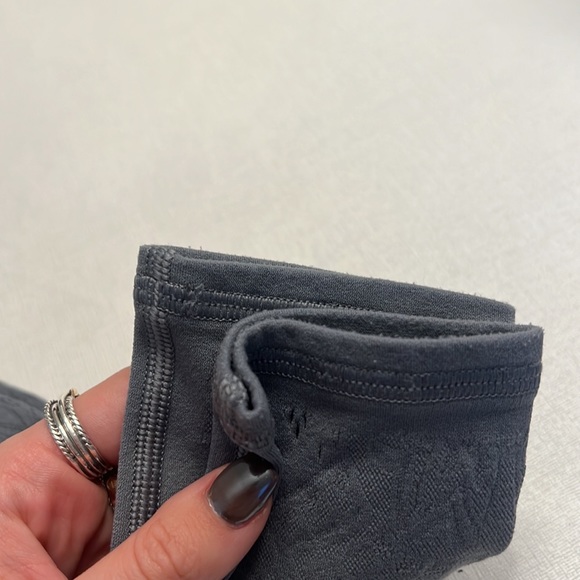 43. Lululemon Reveal Tight *Zen Expression Solar Grey - Picture 6 of 6